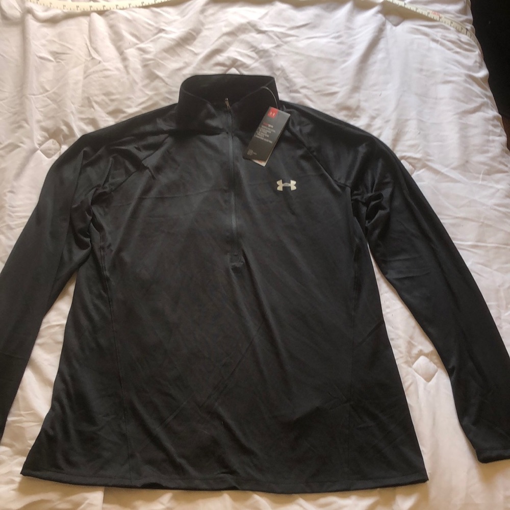 Under Armour 1/2 zip long sleeve sz XL new